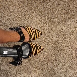 Bleecker & Bond Women's Black and Yellow Mules